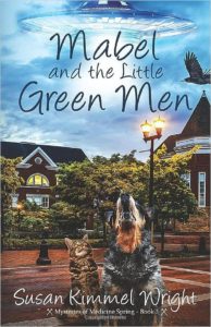 Mabel and the Little Green Men by Susan Kimmel Wright